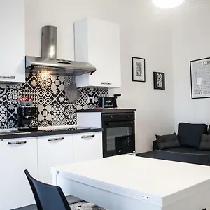 Guest house Over Time - Tourist, Catania